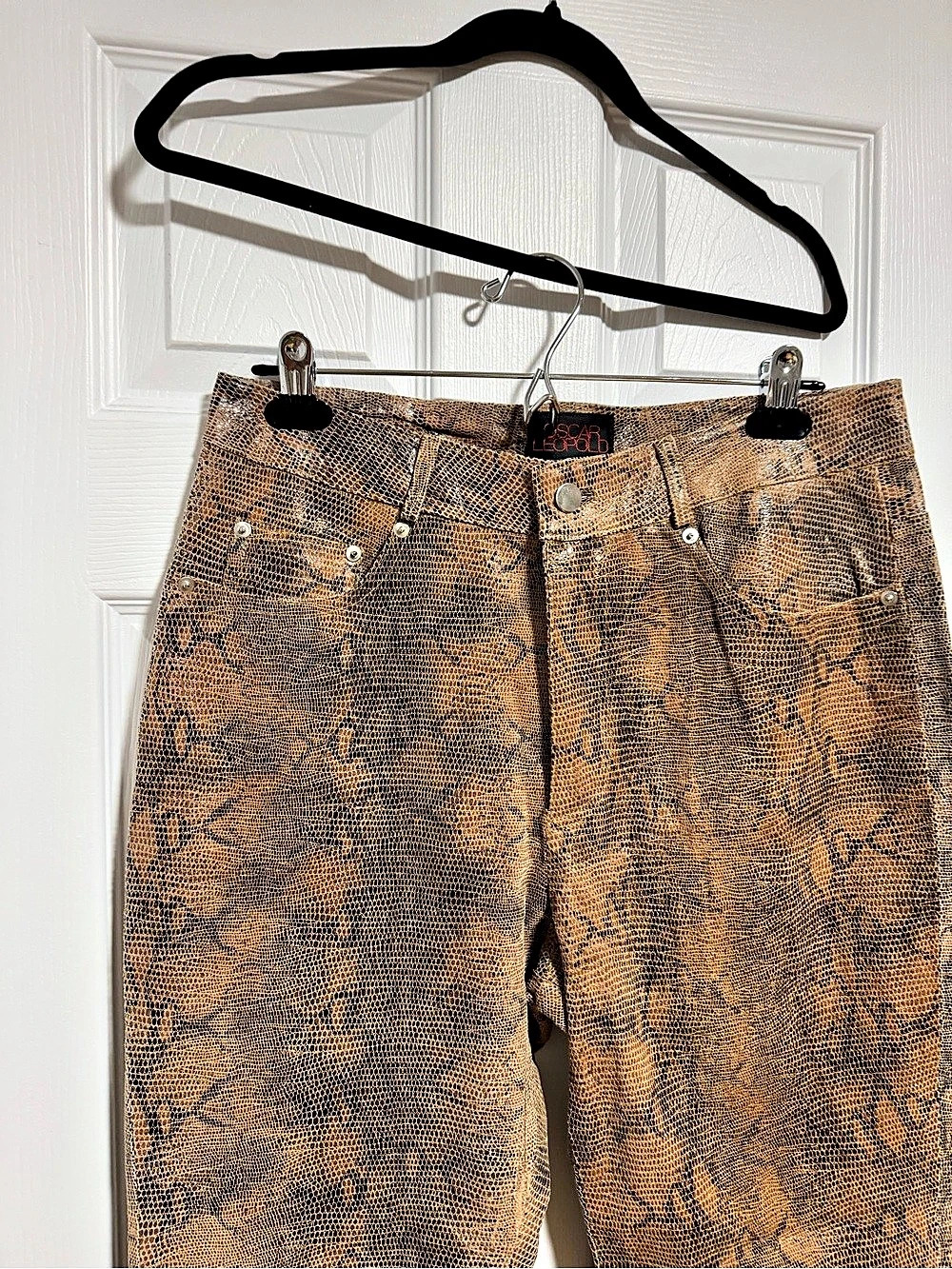 pants - Picture 2 of 5